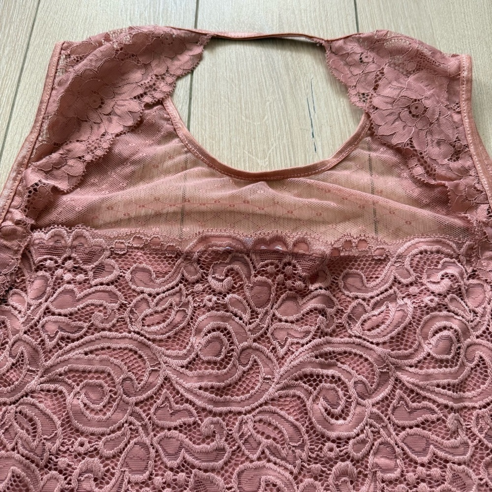 Venus Cut Out Detailed Lace Sleeveless Top in Dusty Pink Women’s Size XL - Picture 4 of 8